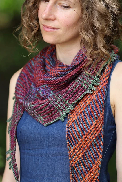 Boomerangle Scarf Pattern by Nim Teasdale