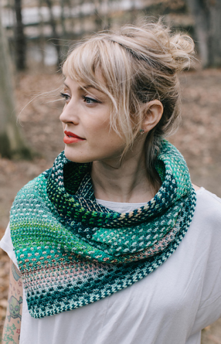 Andrea Mowry Shift Cowl Pattern – Fine Points