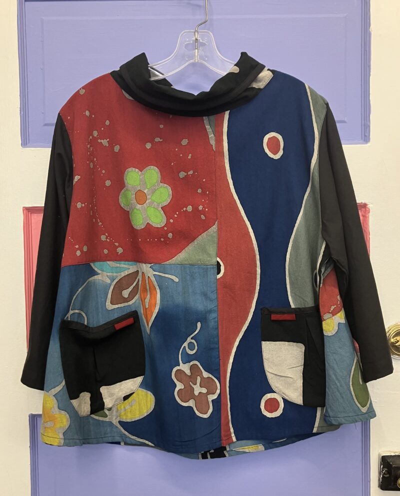 Mao Mam Cowl Neck Panel Pullover Colorful Batik Blk