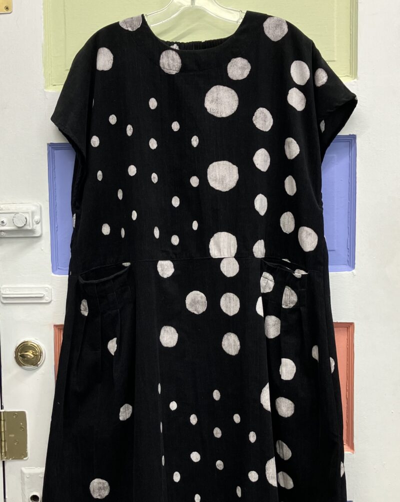 Mona Lisa Short Sleeve Tuck Dress Corduroy Mixed Dots Black