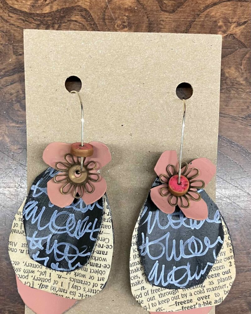 Sarah Shoot Vintage Blooms Tin/Paper/Wood/Shell